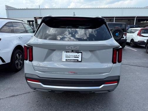 2025 Kia Sorento S