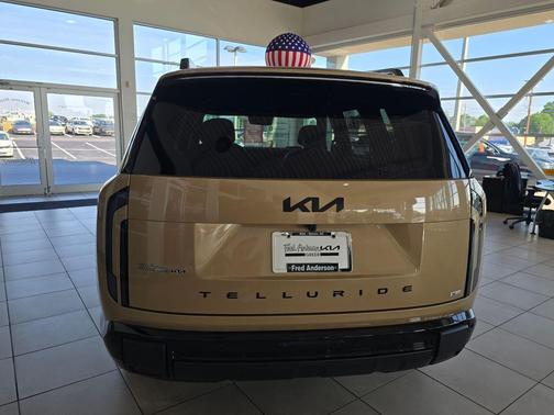 Brown 2027 Kia Telluride