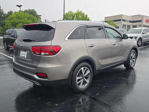 Titanium Silver 2019 Kia Sorento EX