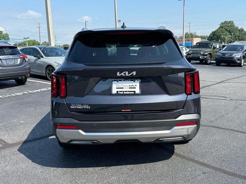2025 Kia Sorento S