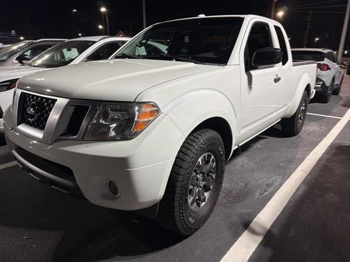 2017 Nissan Frontier Desert Runner