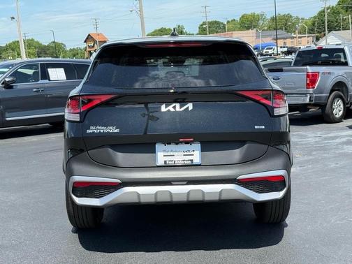 2025 Kia Sportage Hybrid LX