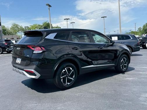 2025 Kia Sportage Hybrid LX