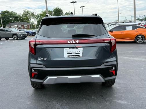 2025 Kia Seltos EX