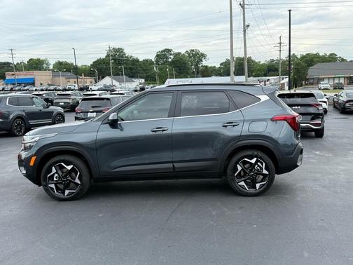 2025 Kia Seltos EX