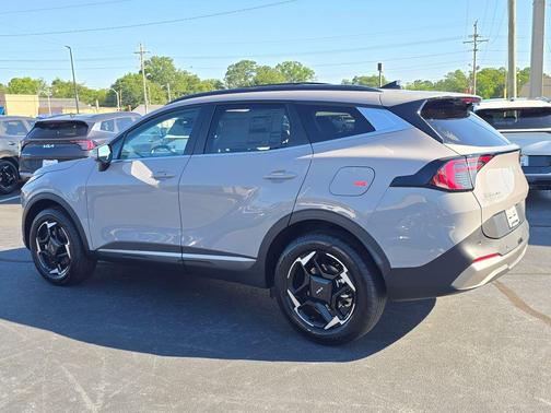 Gray 2026 Kia Sportage Hybrid EX