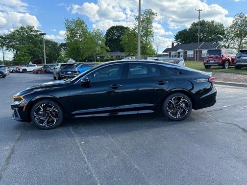 2025 Kia K5 GT-Line