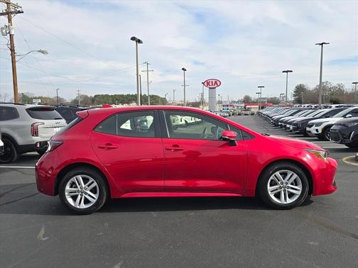 2022 Toyota Corolla Hatchback SE