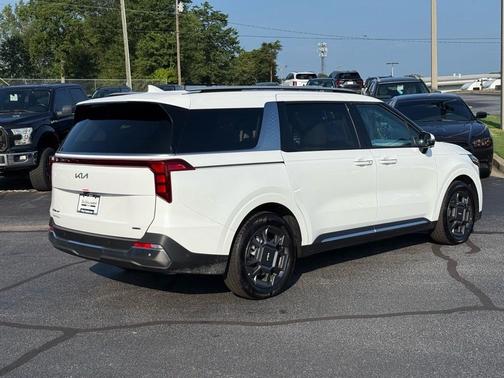 2026 Kia Carnival Hybrid SX