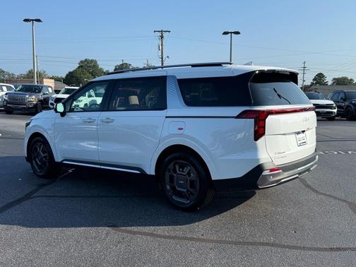 2026 Kia Carnival Hybrid SX