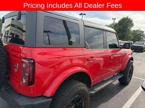 Race Red 2022 Ford Bronco Outer Banks