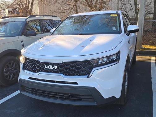 2023 Kia Sorento LX