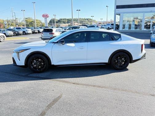 2025 Kia K4 GT-Line Turbo