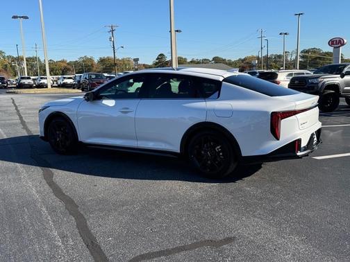 2025 Kia K4 GT-Line Turbo