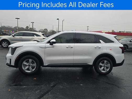 Glacial White Pearl 2026 Kia Sorento LX