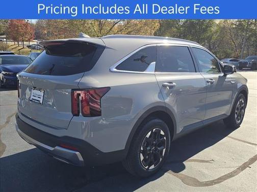 Wolf Gray 2026 Kia Sorento S