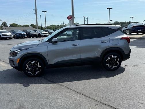 2025 Kia Seltos S