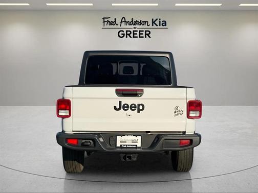 2023 Jeep Gladiator Sport