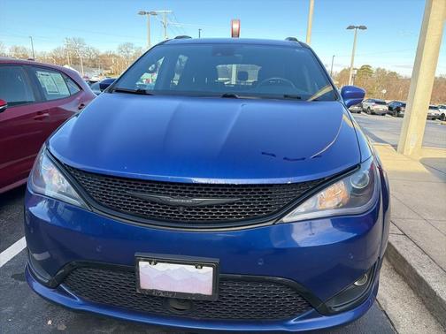 2019 Chrysler Pacifica Touring-L Plus