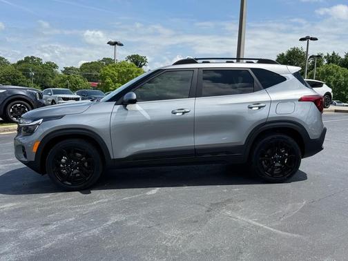 2025 Kia Seltos X-Line