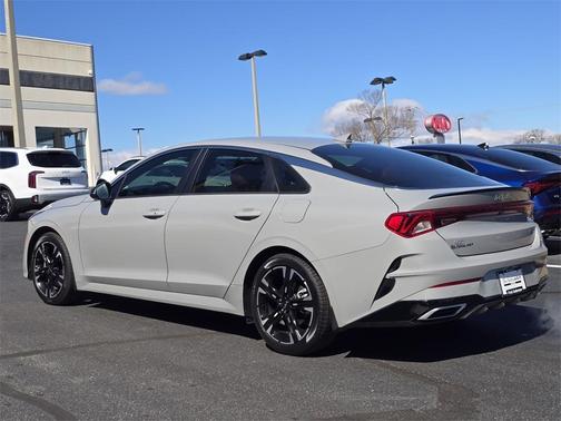 2023 Kia K5 GT-Line