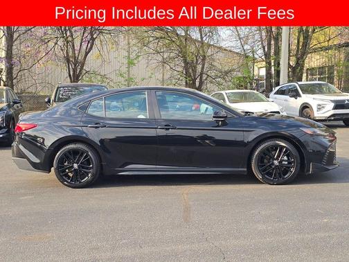 Midnight Black Metallic 2025 Toyota Camry SE