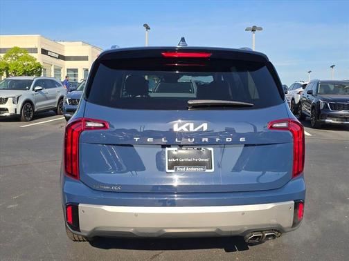 Midnight Black 2023 Kia Telluride S