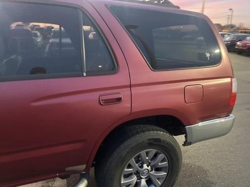2002 Toyota 4Runner SR5