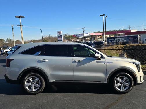 2026 Kia Sorento LX