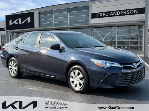 2017 Toyota Camry LE