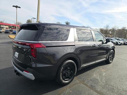 2026 Kia Carnival LX