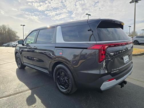 2026 Kia Carnival LX