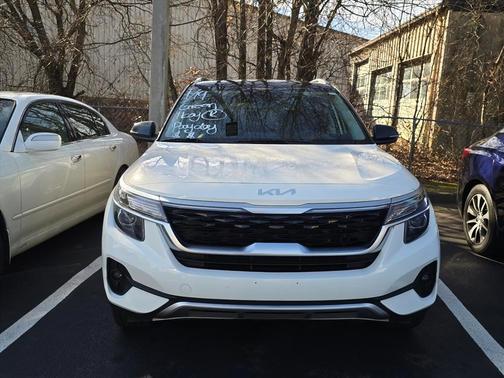 2023 Kia Seltos S
