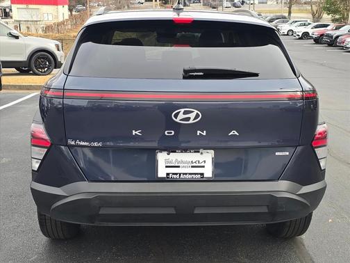 2024 Hyundai KONA SEL