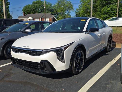Snow 2026 Kia K4 GT-LINE