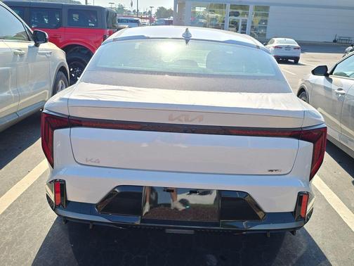 Snow 2026 Kia K4 GT-LINE