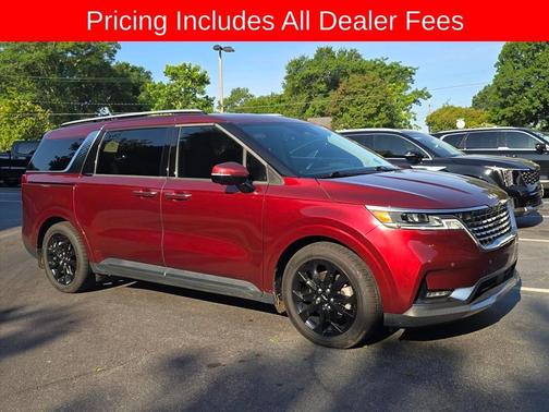 Flare Red 2024 Kia Carnival SX