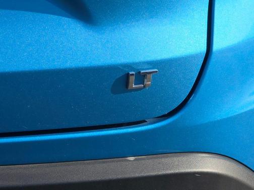 Marina Blue 2025 Chevrolet Trax LT