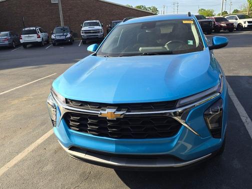 Marina Blue 2025 Chevrolet Trax LT