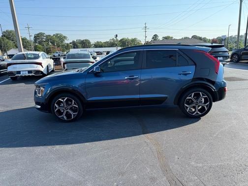 2025 Kia Niro SX Touring