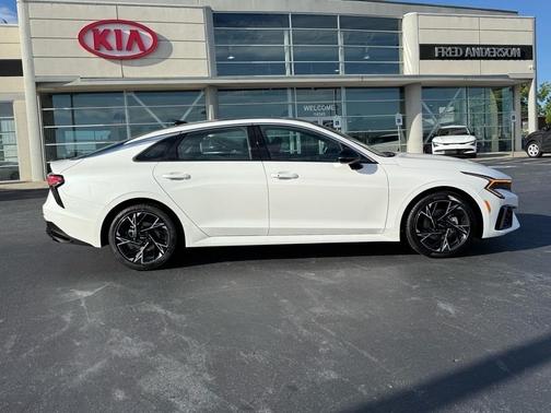 2025 Kia K5 GT-Line