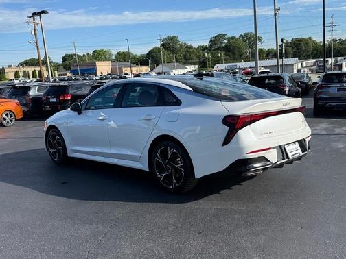 2025 Kia K5 GT-Line