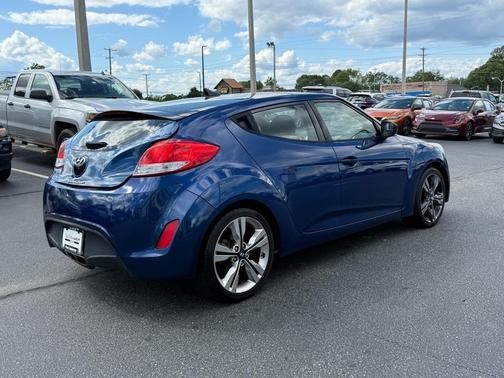 2017 Hyundai Veloster Value Edition