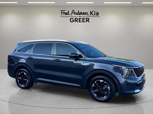 2025 Kia Sorento S