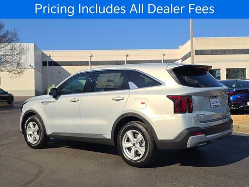 Ivory 2026 Kia Sorento LX