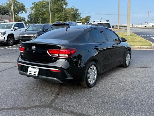2021 Kia Rio S