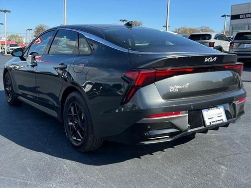 2025 Kia K5 LXS