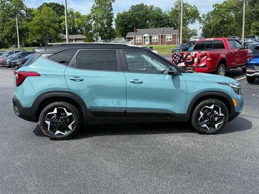 2025 Kia Seltos S