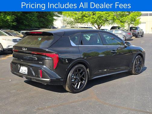 Aurora Black Pearl 2026 Kia K4 GT-LINE