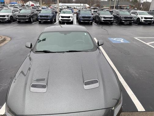 2020 Ford Mustang EcoBoost